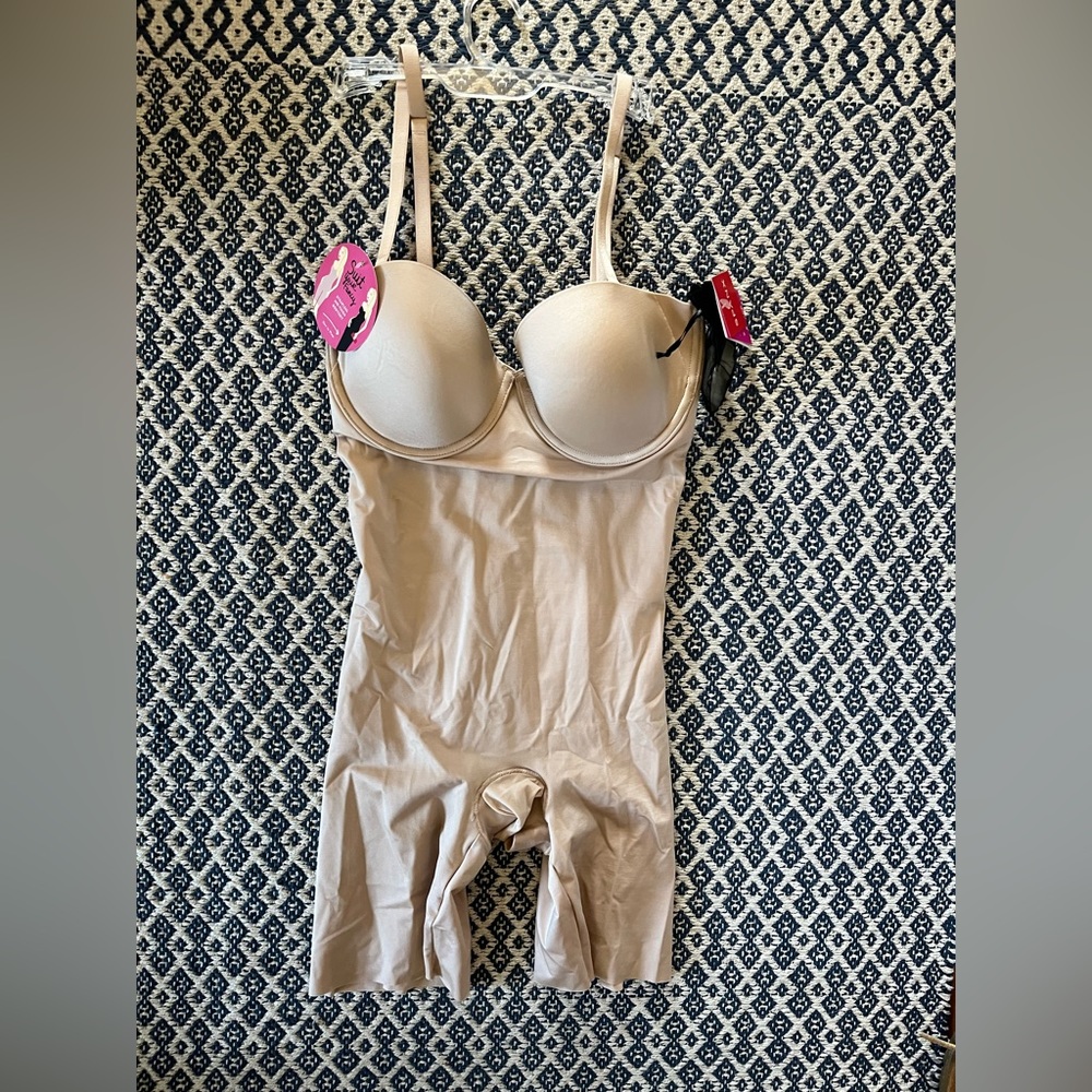 SPANX bodysuit NWT